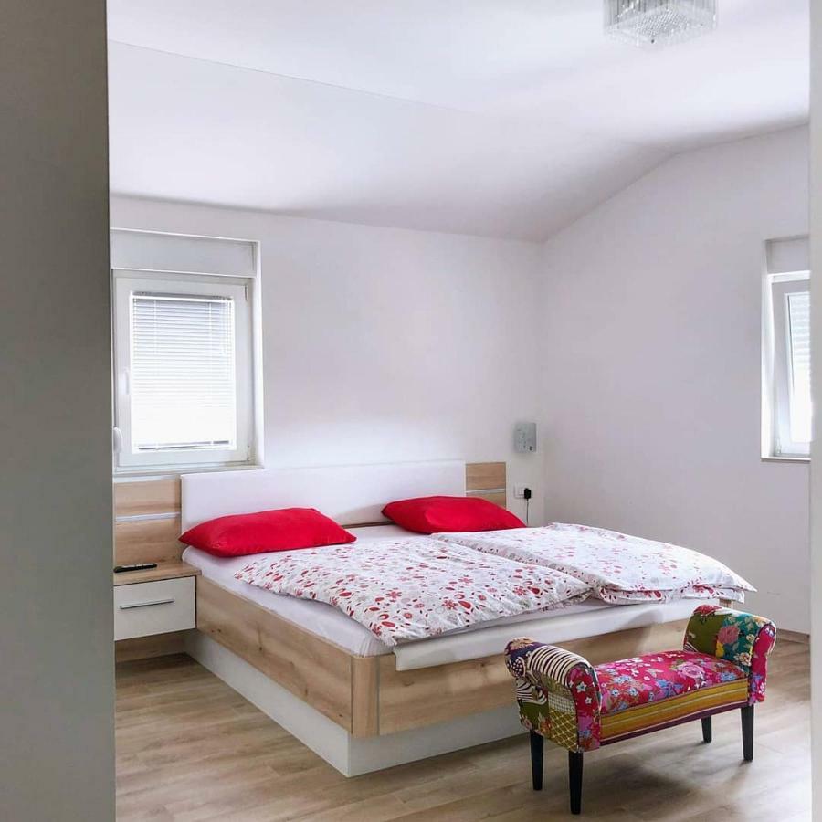Apartments Roko Kolinda Bibinje Eksteriør bilde