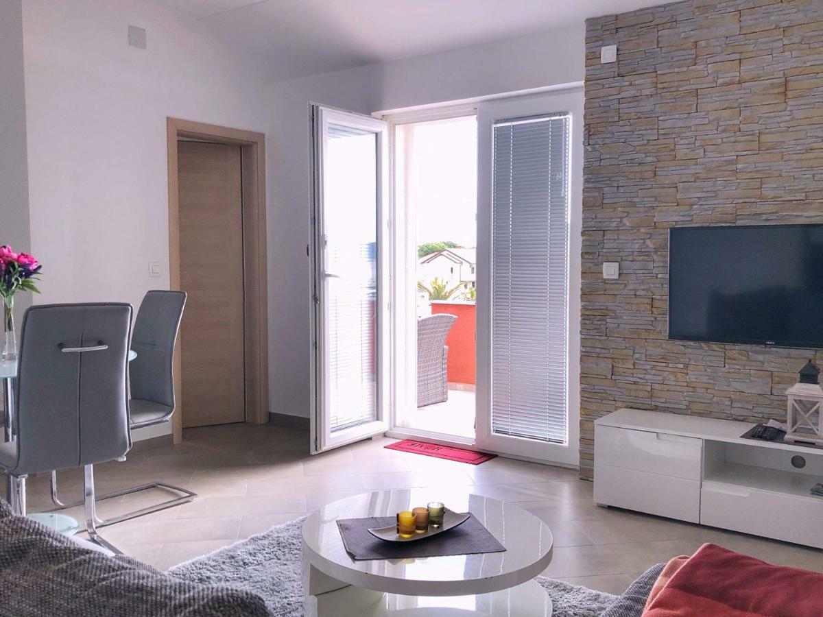 Apartments Roko Kolinda Bibinje Eksteriør bilde
